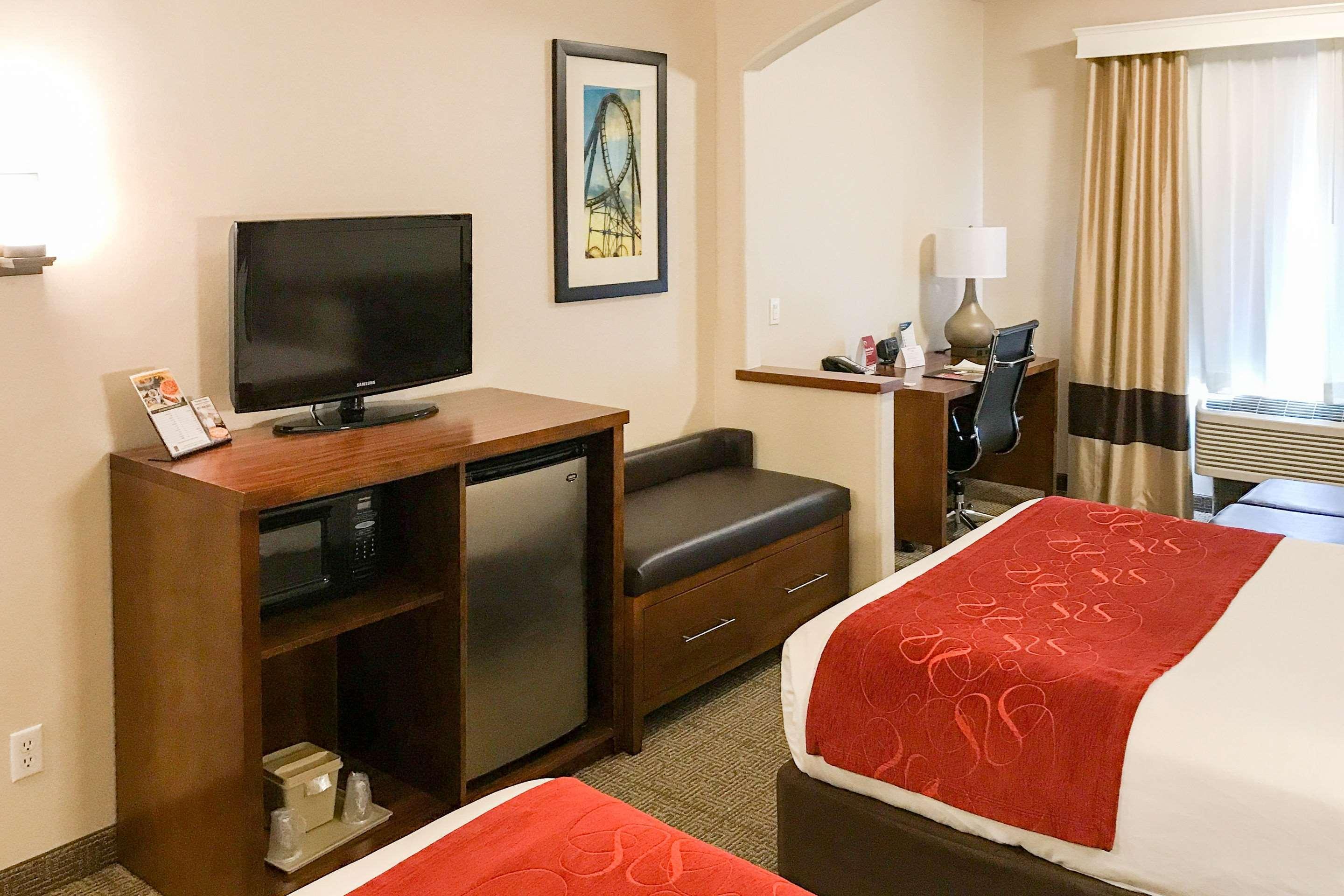 Comfort Suites Near Six Flags Magic Mountain Stevenson Ranch Kültér fotó