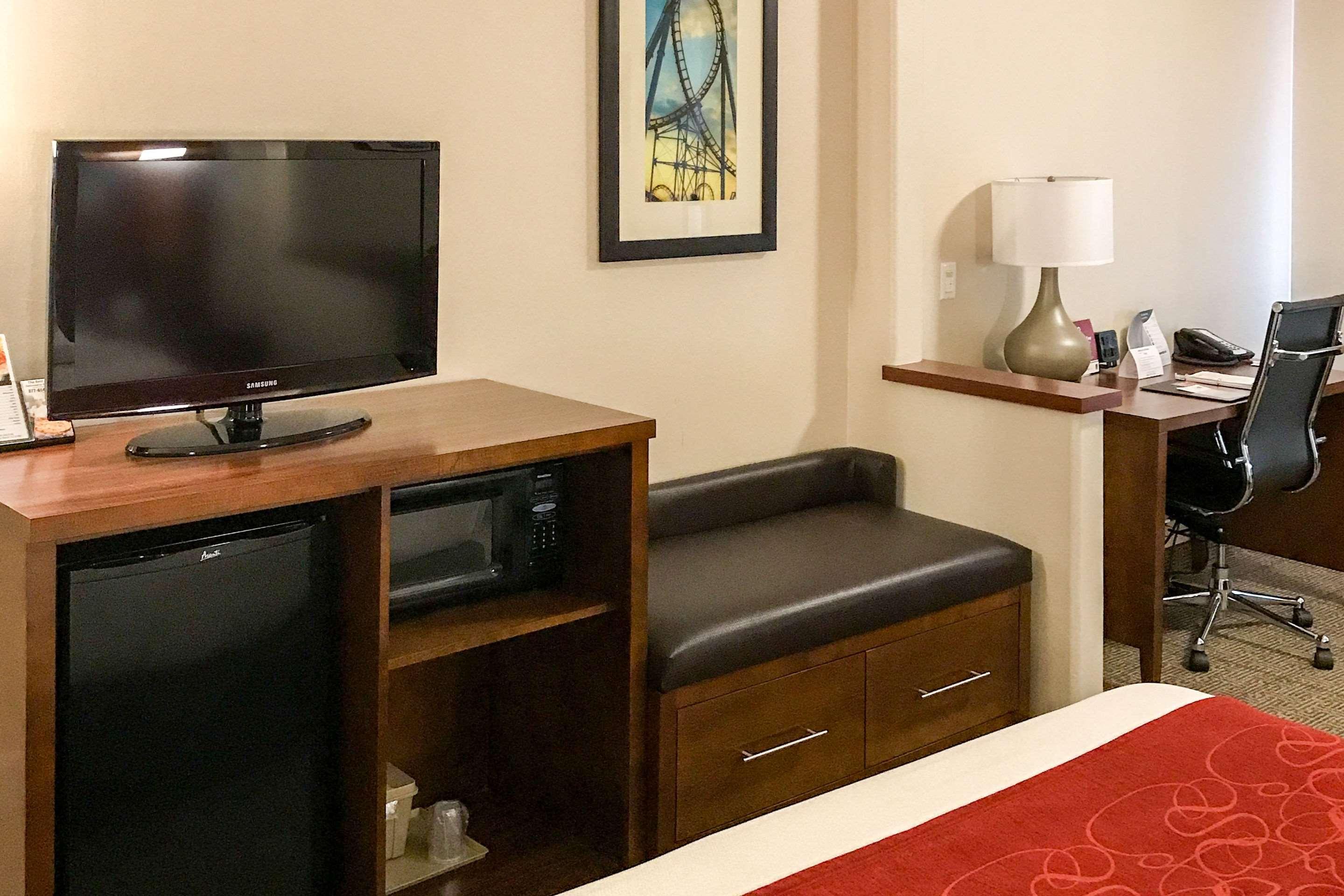 Comfort Suites Near Six Flags Magic Mountain Stevenson Ranch Kültér fotó
