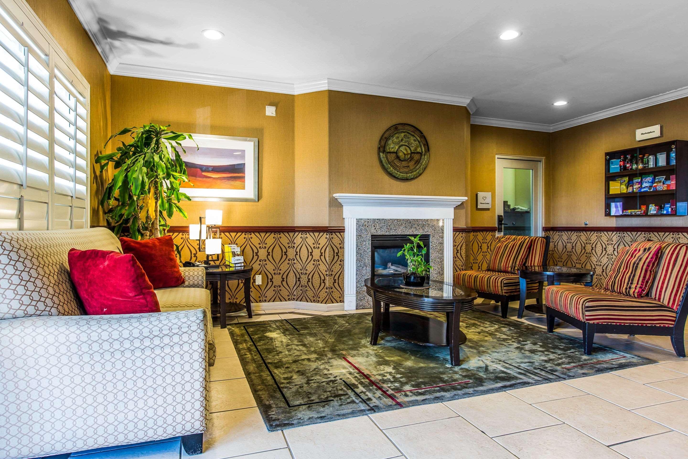 Comfort Suites Near Six Flags Magic Mountain Stevenson Ranch Kültér fotó
